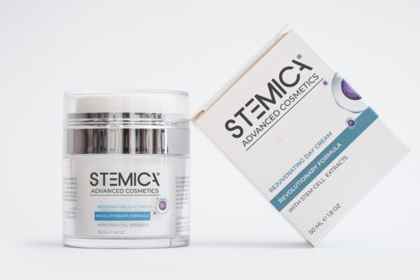 Rejuvenating Day Cream with stem Cell Extracts - Image 2