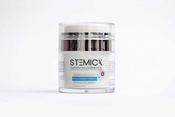 Rejuvenating Day Cream with stem Cell Extracts